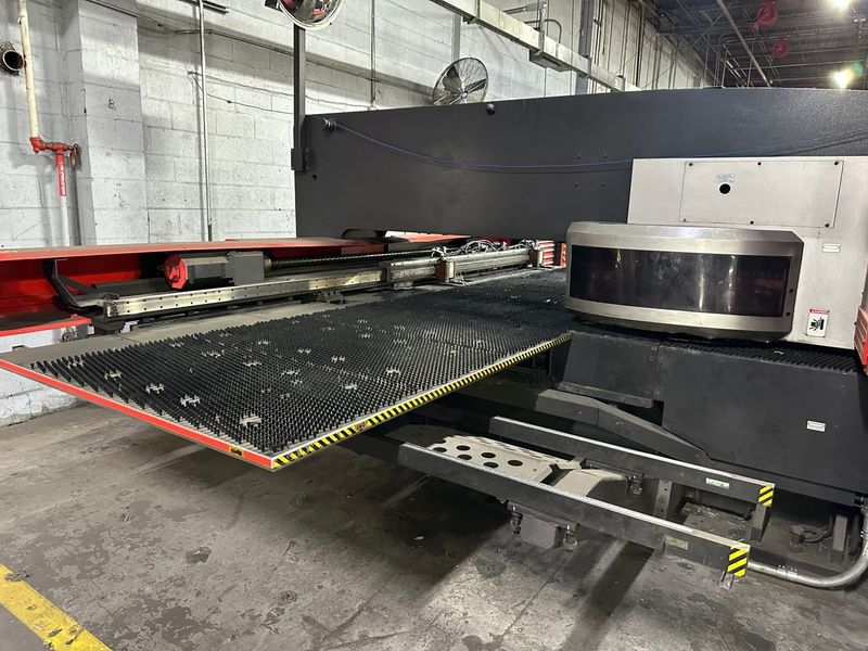 Amada AC2510NT 22 Ton CNC Turret Punch