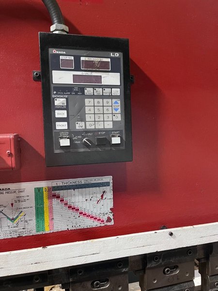 AMADA RGLD 8024, 88 Ton, 2 Axis, Amada CNC Control