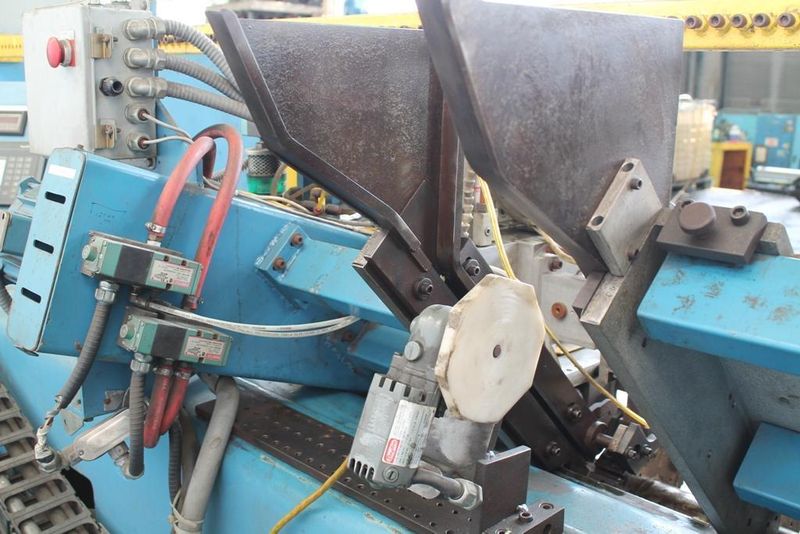 HAUTAU MODEL #CC15M DOUBLE END CHAMFER MACHINE:  STOCK #61481