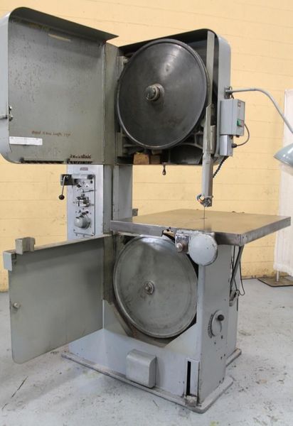 26' DOALL MODEL #V-26 VERTICAL BAND SAW: STOCK #63110