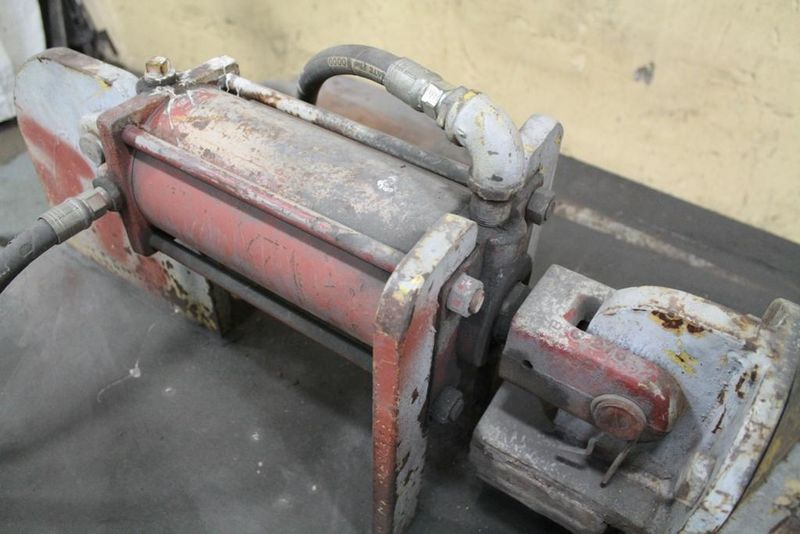 HYDRAULIC RAM PRESS: STOCK #63482