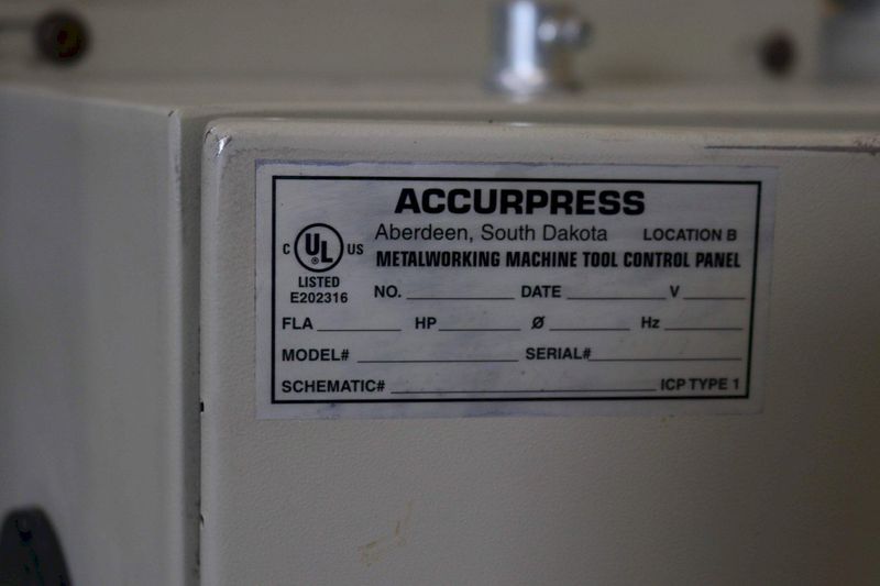 100 TON X 10' ACCURPRESS ADVANTAGE HYDRAULIC BRAKE: STOCK #72739