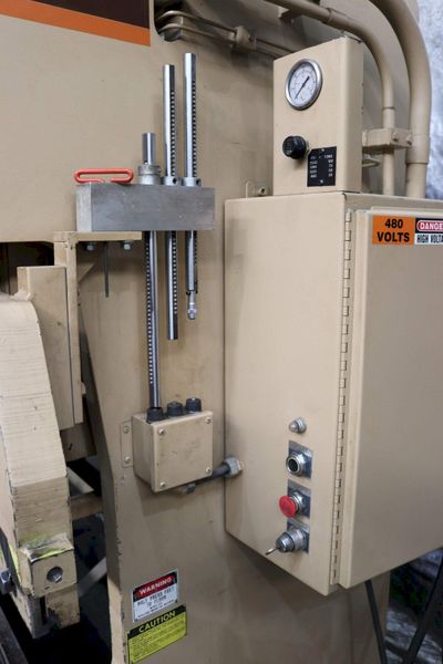 100 TON X 10'   STANDARD HYDRAULIC PRESS BRAKE: STOCK#72645