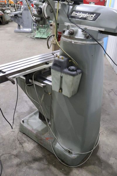 2 HP BRIDGEPORT RAM TYPE VERTICAL MILL: STOCK #72640