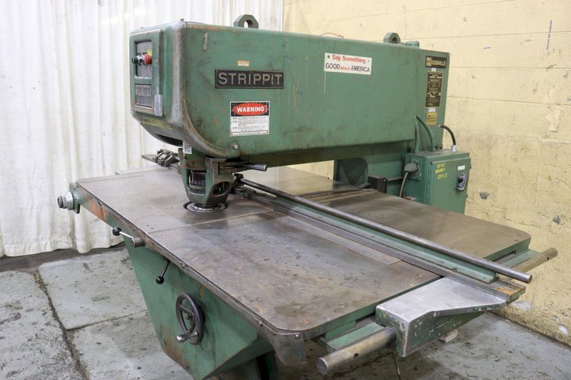 30 TON STRIPPIT 30/30 SINGLE END PUNCH: STOCK #72586