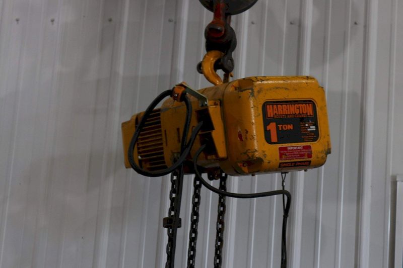 1 TON HARRINGTON SINGLE PHASE ELECTIC CHAIN HOIST: STOCK #69517