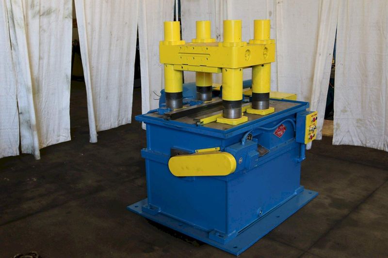 125 TON ALPHA 4 POST CUTOFF PRESS: STOCK #64362