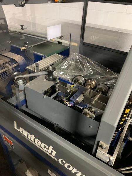 Lantech SW-1000 Intermittent Motion Belt Feed Side Seal Wrapper w/ Lantech ST-900 Heat Tunnel
