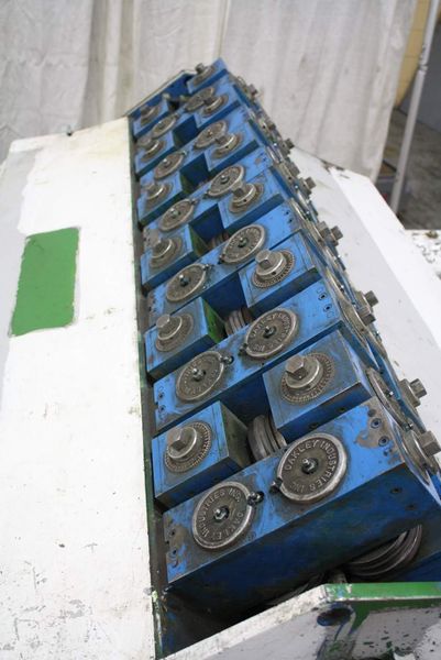 12 STATION OAKLEY HORIZONTAL INTERCHANGEABLE REDUCING MILL: STOCK 68024