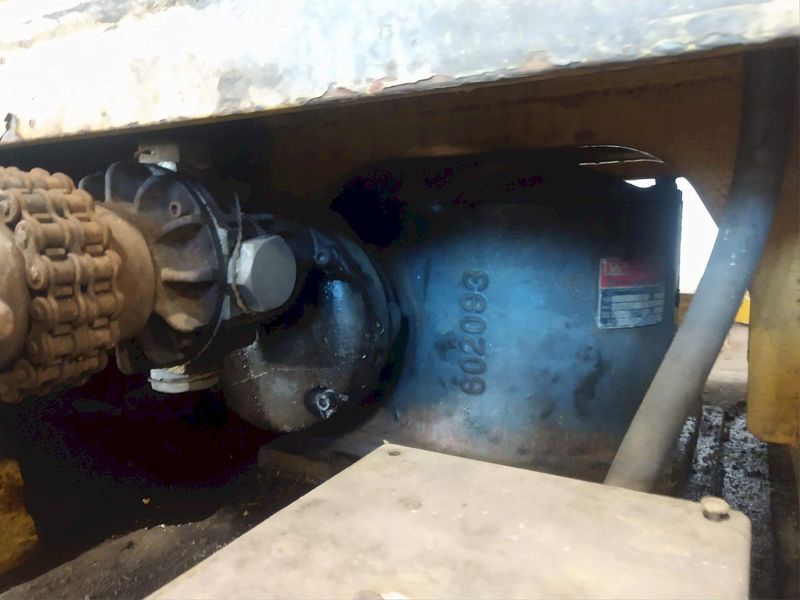 35,000 LBS 17.5 TON X 48" TO 76" X 60" OD BRADLEY CRANE MOTORIZED COIL GRAB: STOCK 13238