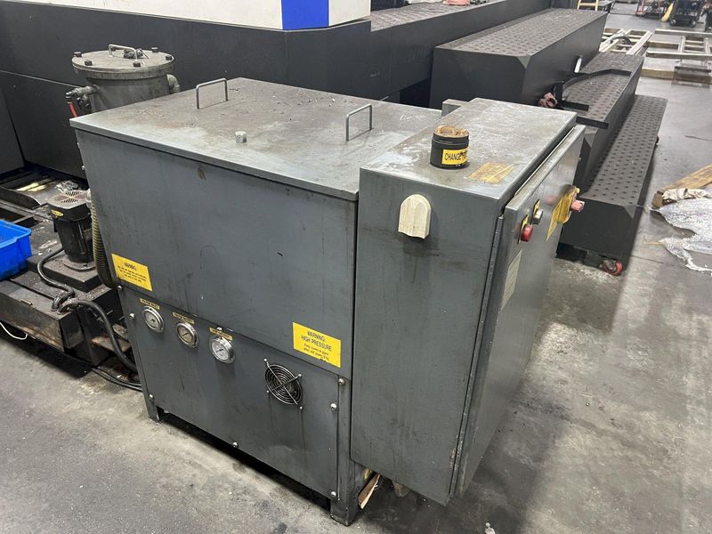 Hyundai Wia #KH1000, CNC horizontal machining center, 82.6" X, 53.1" Y, 55.1" Z, 8000 RPM, 35 HP