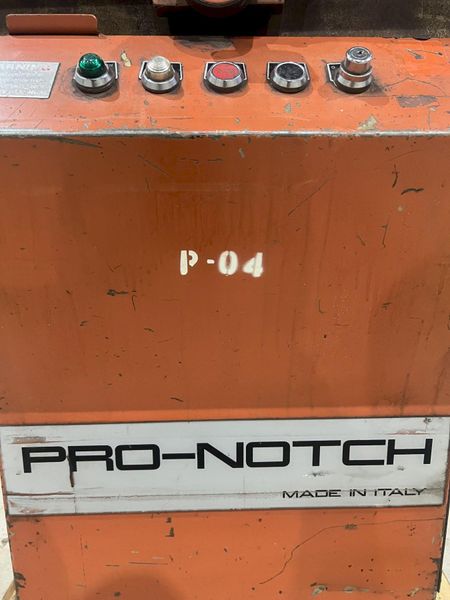 6" X 6" PRO-NOTCH POWER CORNER NOTCHER: STOCK #20276