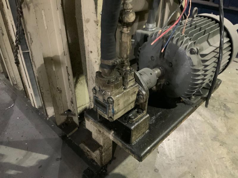 SELMA VERTICAL INDUSTRIAL BALER: STOCK #18088