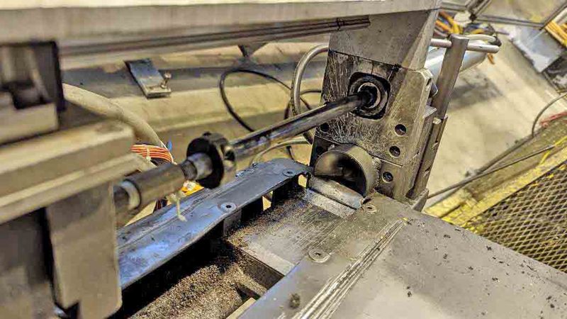 Tube Straightener and Cut-Off Machine, Komo Machine