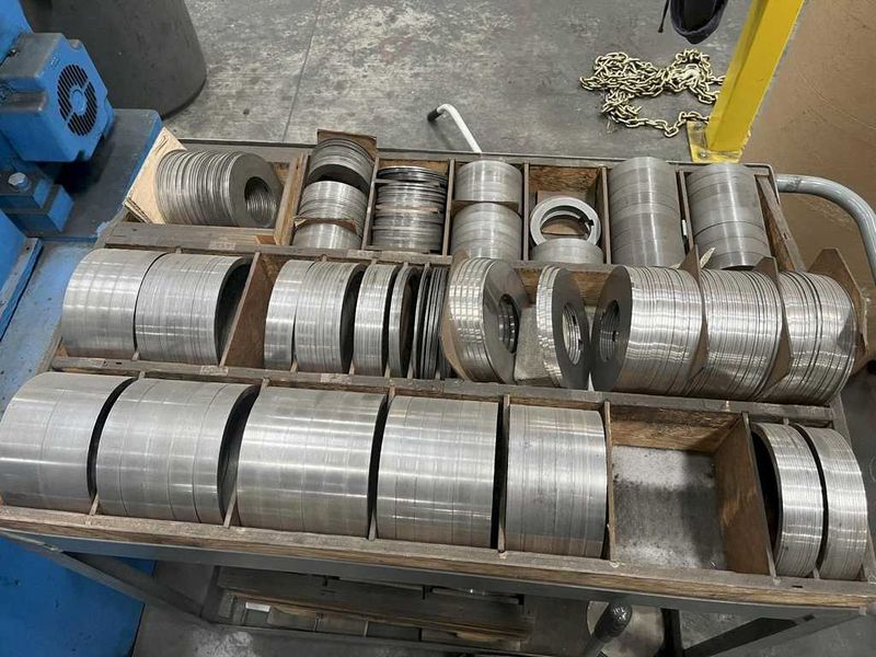 18" x 2.875" x 4,000# Ruesch Slitting Line