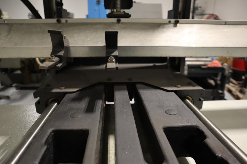 Hurco PA65-25 CNC Hydraulic Press Brake, 71 Ton x 98", Hurco AutoBend 7 Control and Back Gauge, Large Assortment of Dies