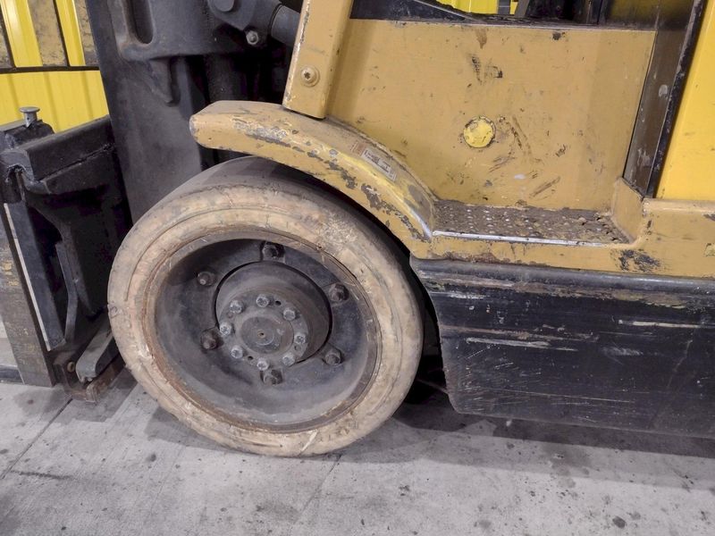 3,000 LB HYSTER MODEL #E45XM-27 ELECTRIC LIFT TRUCK FORKLIFT: STOCK #20642