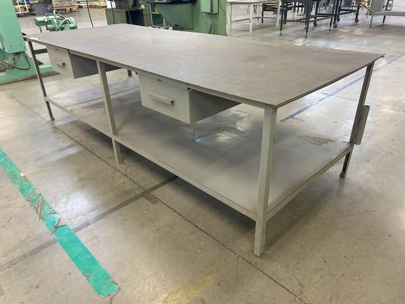 10′ L x 4′ W Heavy Duty Steel Metal Frame Table w/ drawers