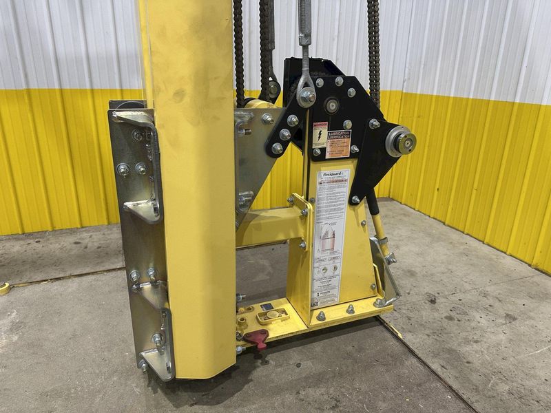 20' HIGH SALA MODEL #8530558 JIB STYLE FALL ARREST SAFETY SYSTEM: STOCK #22176