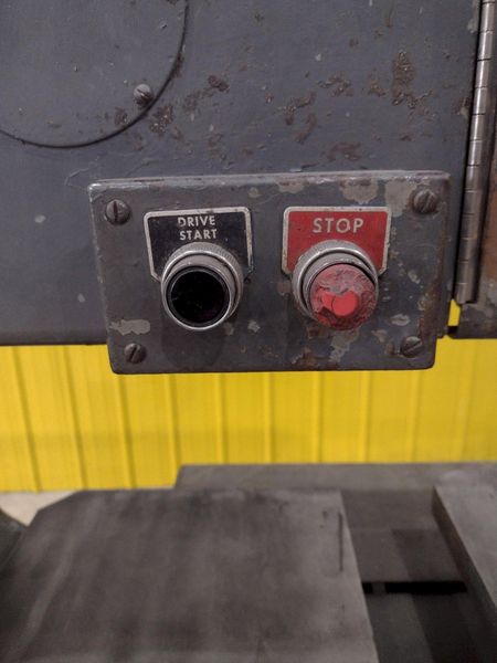 36" DOALL MODEL #3613-0 VERTICAL BANDSAW: STOCK #20984