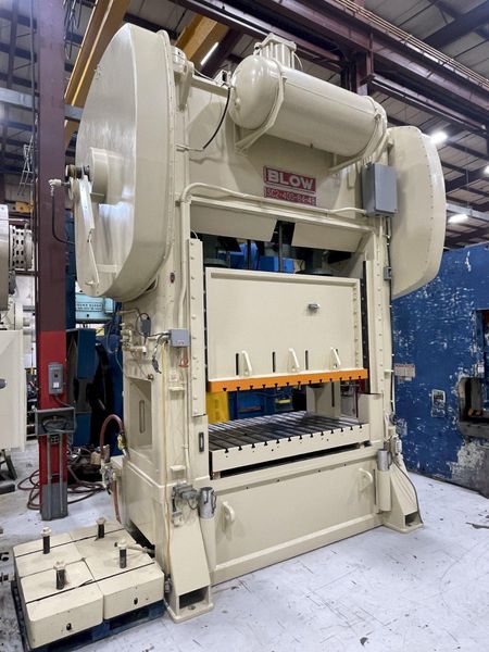 400 ton Blow SC2-400-84-48 Used Straight Side Mechanical Metal Stamping Press For Sale, Year 198
