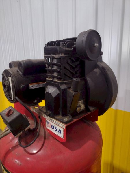3.2 HP HUSKY VERTICAL MODEL #VT631403AJ AIR COMPRESSOR: STOCK 18535