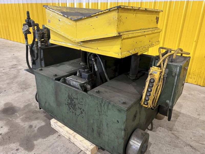 6,000 LBS AMERICAN MODEL #1000 MOTORIZED COIL REEL UNCOILER & COIL CAR: STOCK #21322