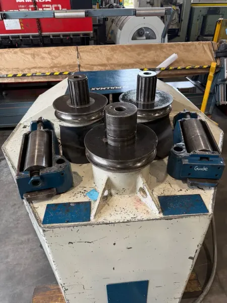 PULLMAX  Z-41  5” x 5” x ½” Hydraulic Angle Roll #7939