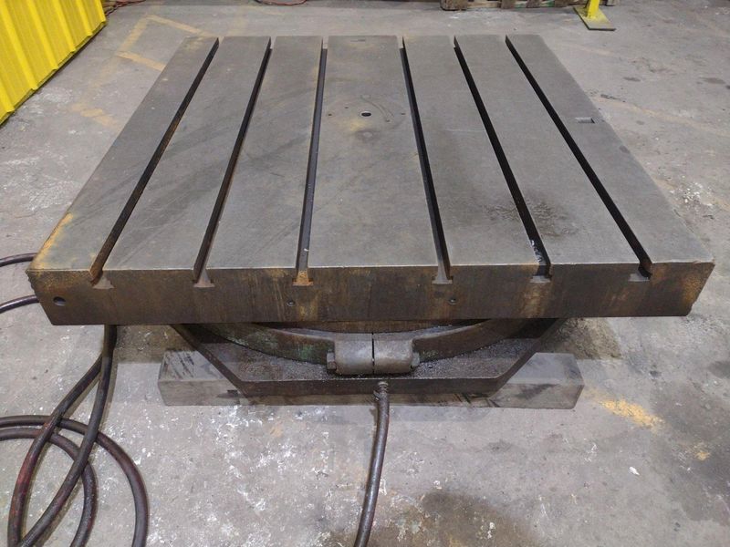 48" X 48" X 27,000 LBS LUCAS PNEUMATIC AIR LIFT ROTARY TABLE: STOCK 19781