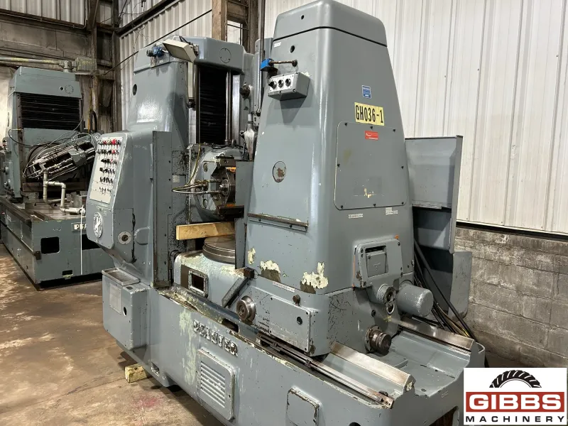 PFAUTER P-900 - Gear Hobber