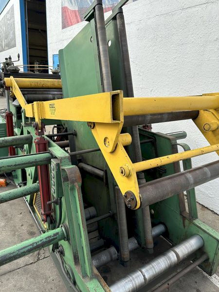 10,000 LB  X 30" REGAL COIL CRADLE & STRAIGHTENER:  STOCK#77222