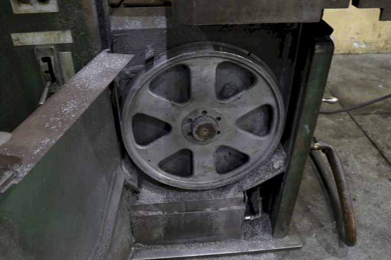 20" POWERMATIC VERTICAL BANDSAW: STOCK #73435