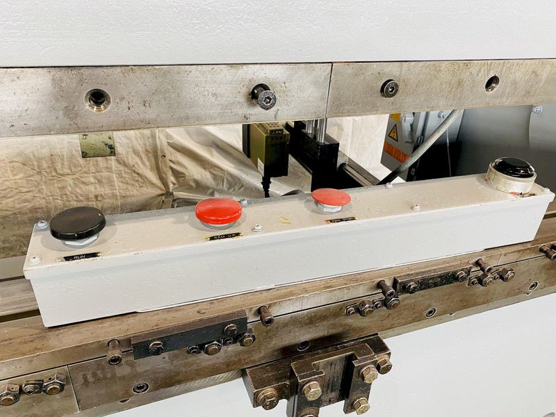 175 TON X 13' KOMATSU MODEL PHS160 HYDRAULIC PRESS BRAKE: STOCK #13126