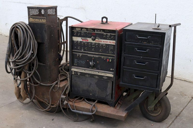 LINCOLN MODEL #SQUARE WAVE TIG 350 WELDER: STOCK #73269