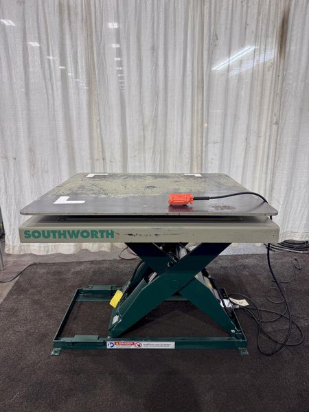 3500 LB SOUTHWORTH MODEL #LS4-36 HYDRAULIC LIFT TABLE : STOCK #78034