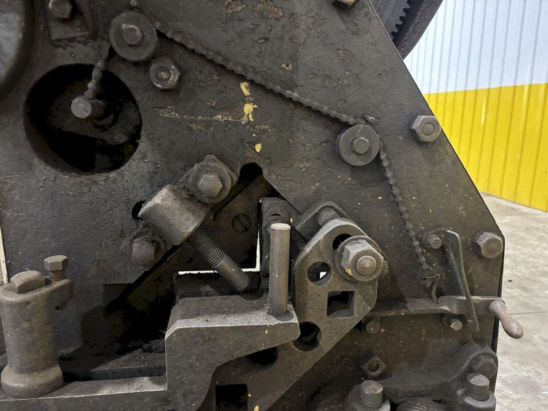 50 TON BUFFALO MODEL #1/2 MECHANICAL IRONWORKER: STOCK #22853