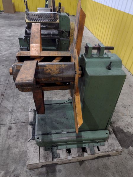 18" WIDE X 2,500 LBS YODER MODEL #M2 PULL THROUGH SLITTING LINE, INCLUDES UNCOILER, SLITTER & RE