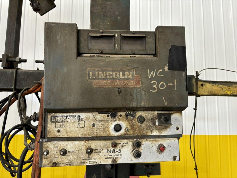 LINCOLN ELECTRIC WELDING MANIPULATOR SYSTEM: IDEALARC DC600 WELDER, NA-5 CONTROLLER, AND WELDING