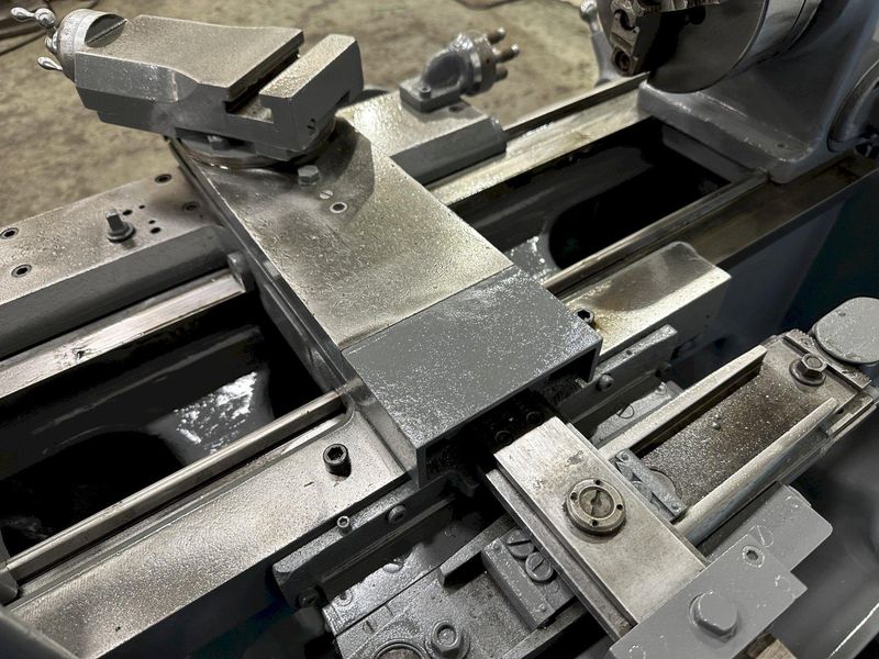 12.5" X 30" MONARCH MODEL #EE ENGINE LATHE:  STOCK #77024