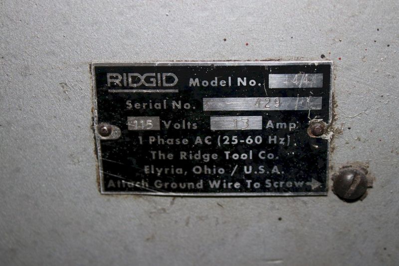 4" RIDGID MODEL #444 PIPE & BOLT THREADER: STOCK 76018