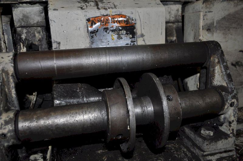 2000 LB X 8" X .060" LITTELL COIL CRADLE STRAIGHTENER
