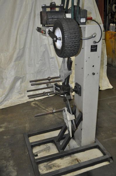 600 LB X 6" DURANT UNCOILER STRAIGHTENER