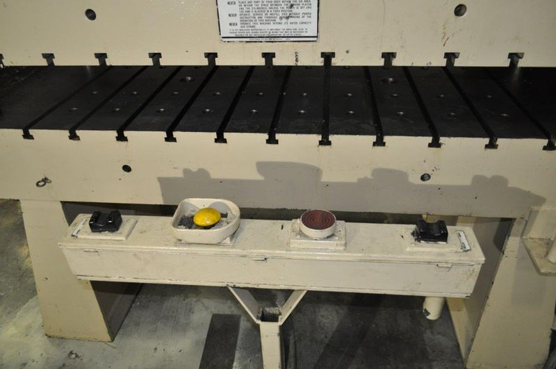 50 Ton Williams and White 4 Post Hydraulic Press