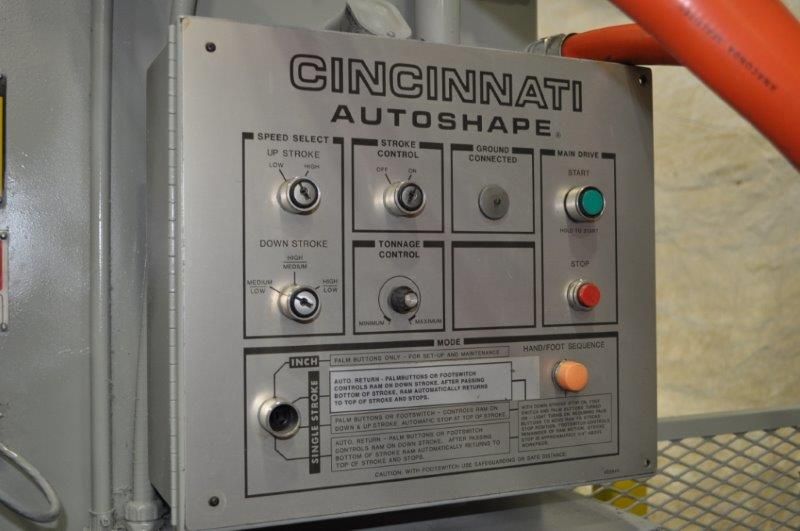 230 TON CINCINNATI HYDRAULIC PRESS BRAKE