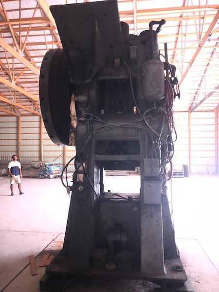 700 Ton National Forging Press