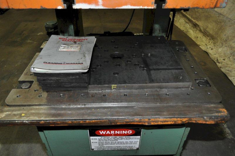 100 TON NIAGARA OBI PRESS 6" STROKE 39" X 25" BED AIR CLUTCH