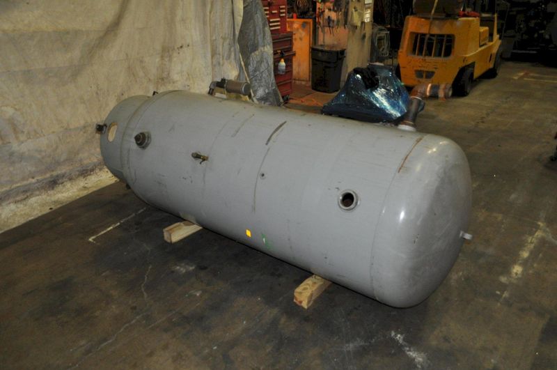 350 GALLON AIR RECIEVER TANK137 PSI
