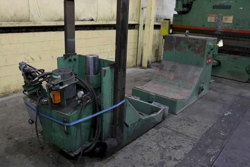 30,000 LB X 48" B & K  Motorized Uncoiler and Coil Car