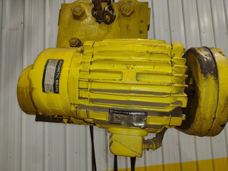 5 TON DETROIT MODEL #M10XL POWERED CABLE HOIST: STOCK #19153