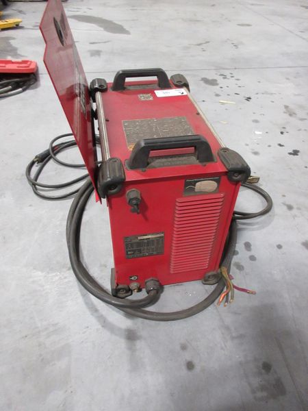 Lincoln Electric Power Wave C300 multi-process power source with an integrated wire feeder- Auction Item